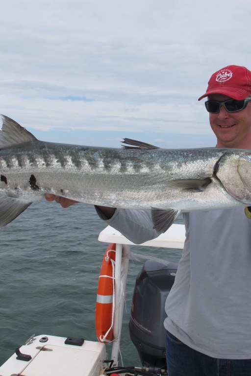La Team WFT à Cuba, ici avec un beau barracuda